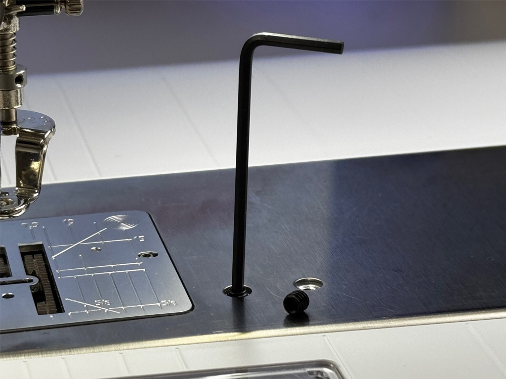 De ideale oplossing voor naalden en spelden die in je machine vallen!